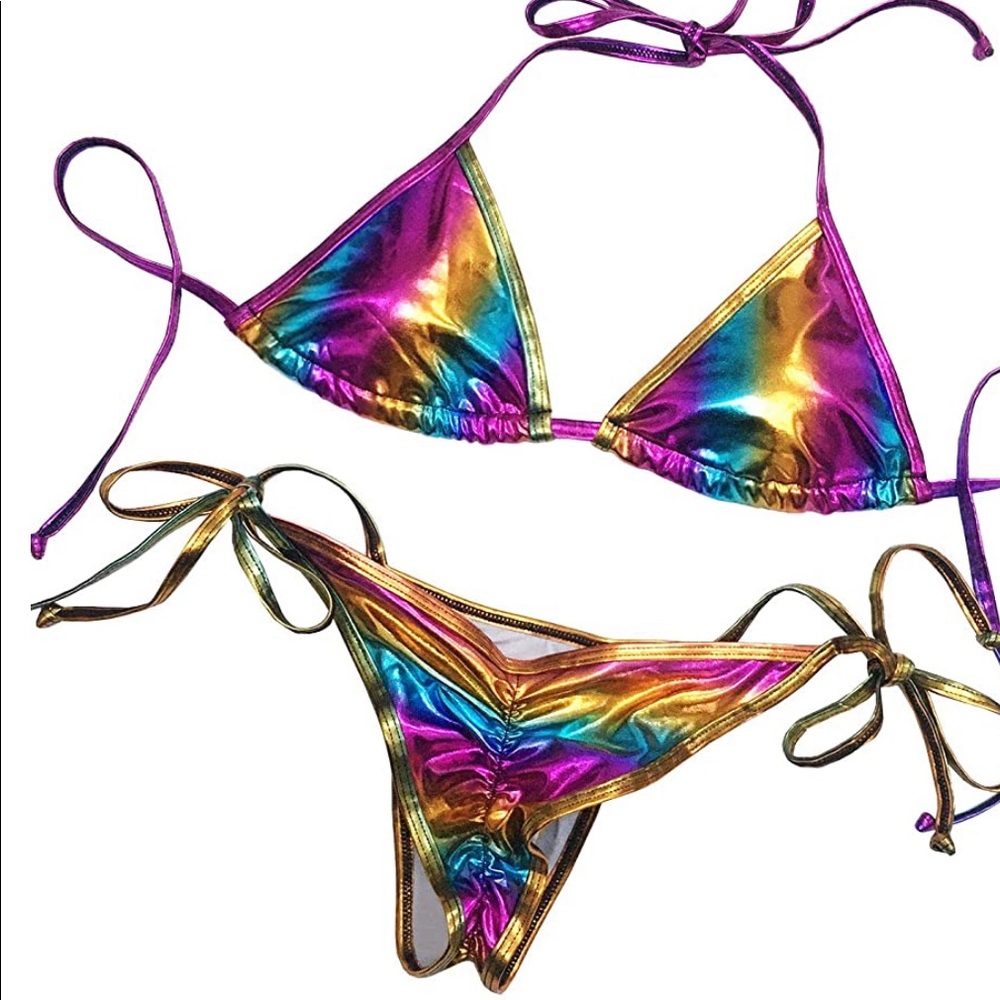 Posing Bikini Suit-